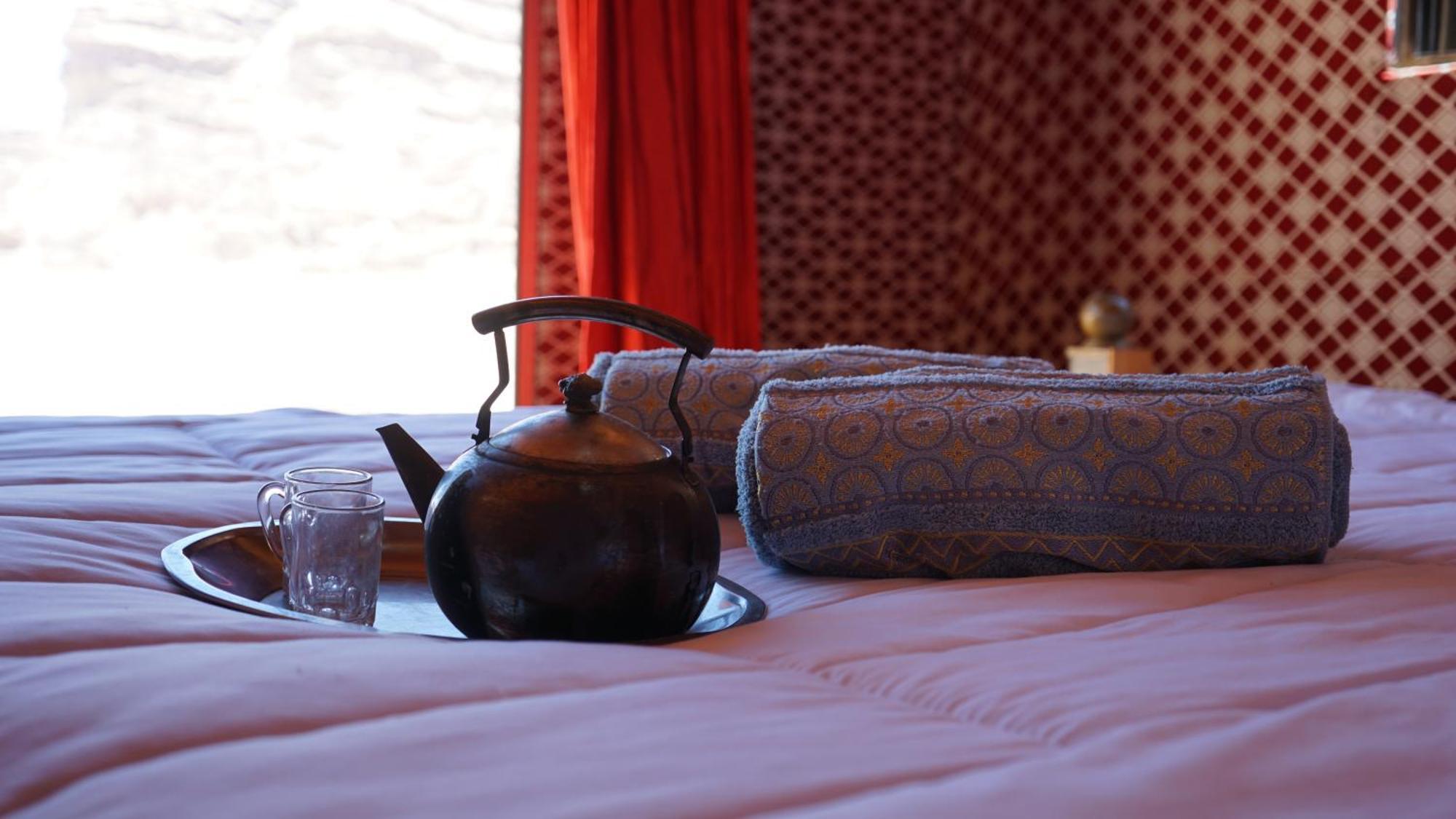 Salman Zwaidh Camp Hotel วาดิรัม ภายนอก รูปภาพ