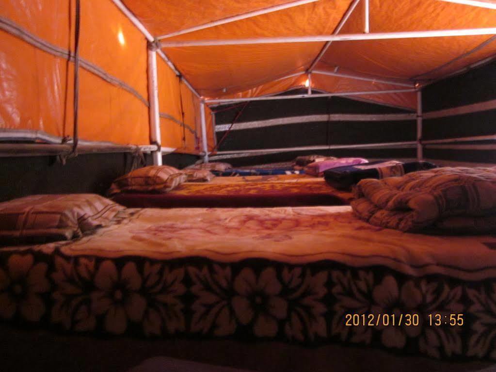 Salman Zwaidh Camp Hotel วาดิรัม ภายนอก รูปภาพ